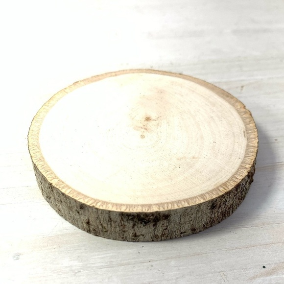 Natural Tree Wood Slice for Decorating or Crafting - Picture 1 of 8